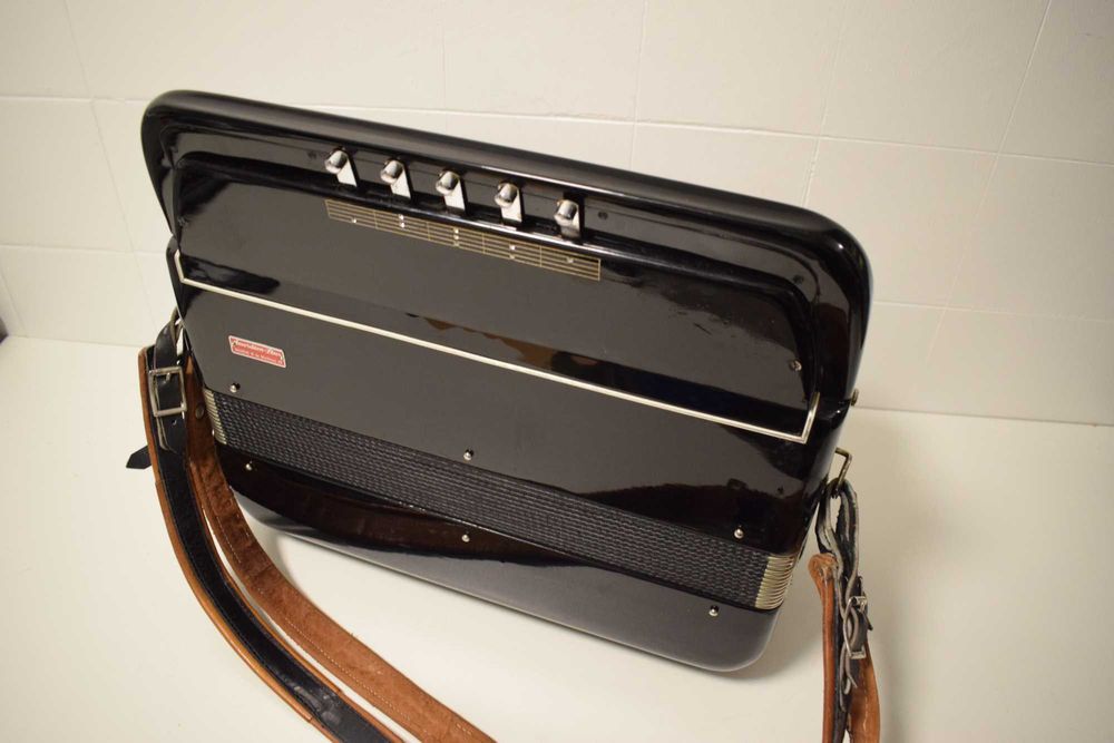 Accordeon Star Itallia Vercelli 3 Voz. N 152