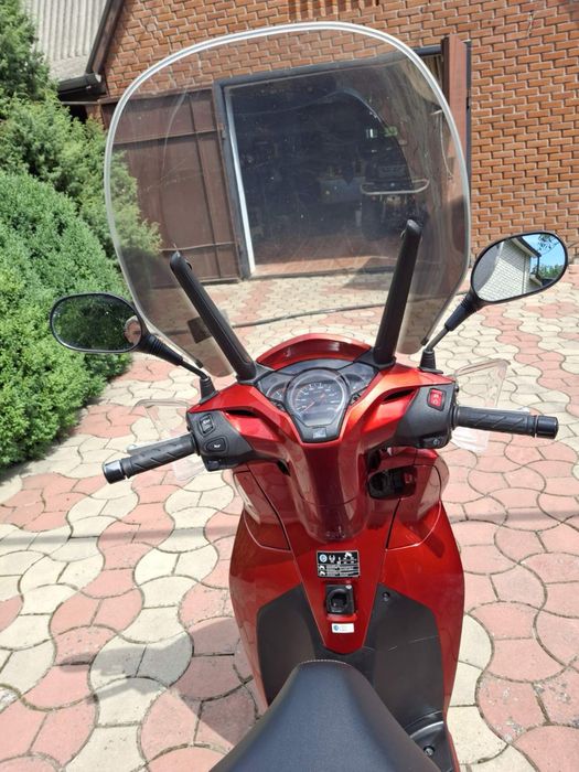 Продам Honda sh 300 2016