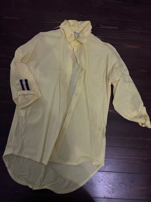 Жіноча сорочка ніжно жовта нова