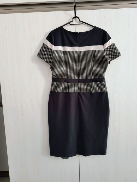 Sukienka w rozmiarze 40/42