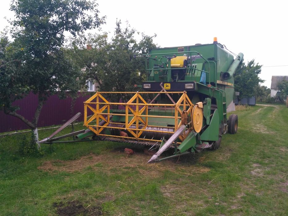 Продам комбайн John Deere 952