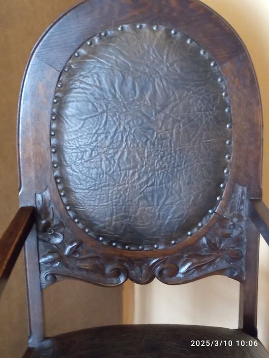 Dębowy komplet stół, krzesła,fotele, antyk 1935 rok