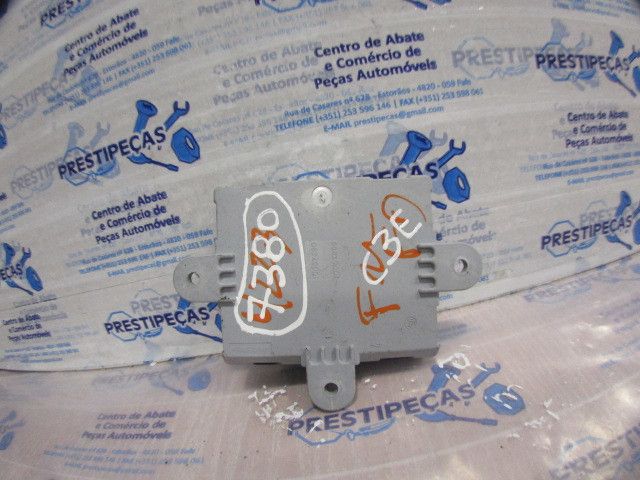 Centralina do fecho central FORD Mondeo IV Carrinha (BA7)