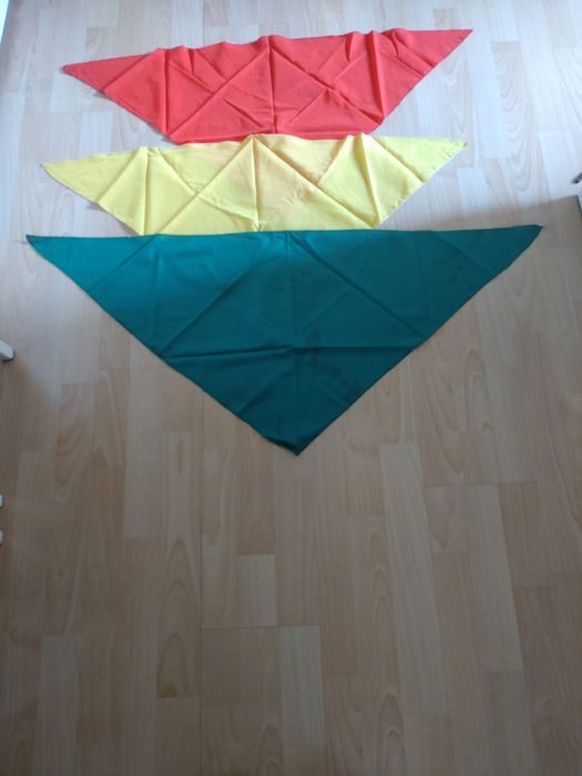 3 chusty harcerskie PRL