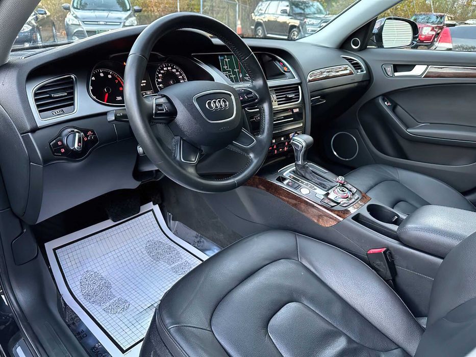 Audi A4 quattro Premium Plus      2014