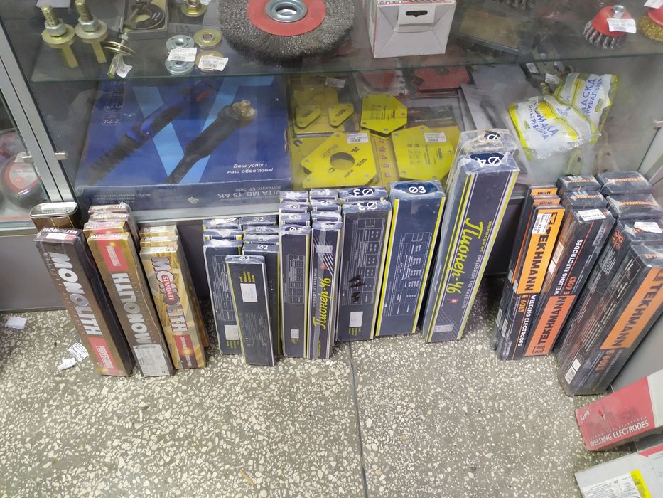 Стройматериалы ХТЗ. Доставка, занос.