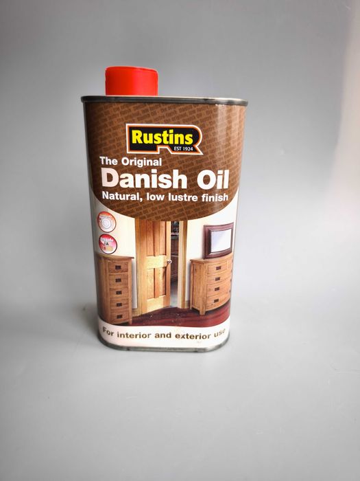 Олія та воск для столярних робіт