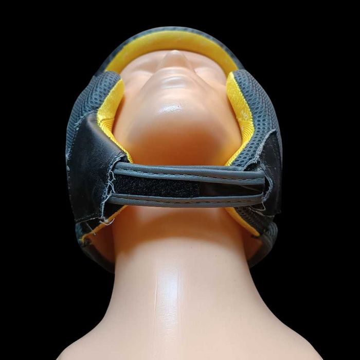 Kask Ochraniacz na głowę Boks Zapasy Kickboxing MMA Everlast L/XL