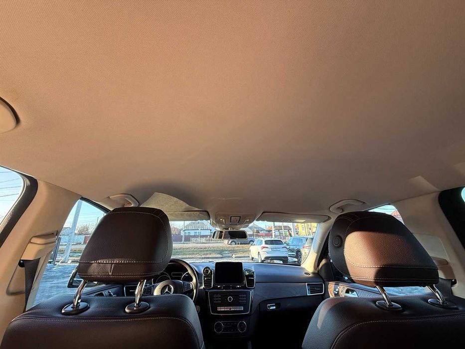 продам власний офіційний автомобіль !!!