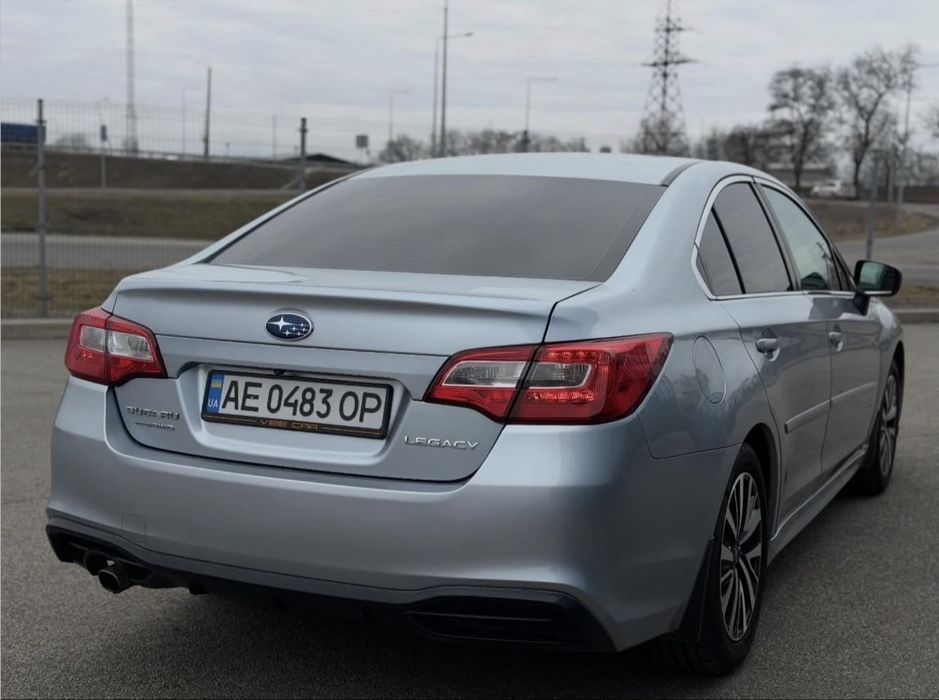 subaru legacy 2017