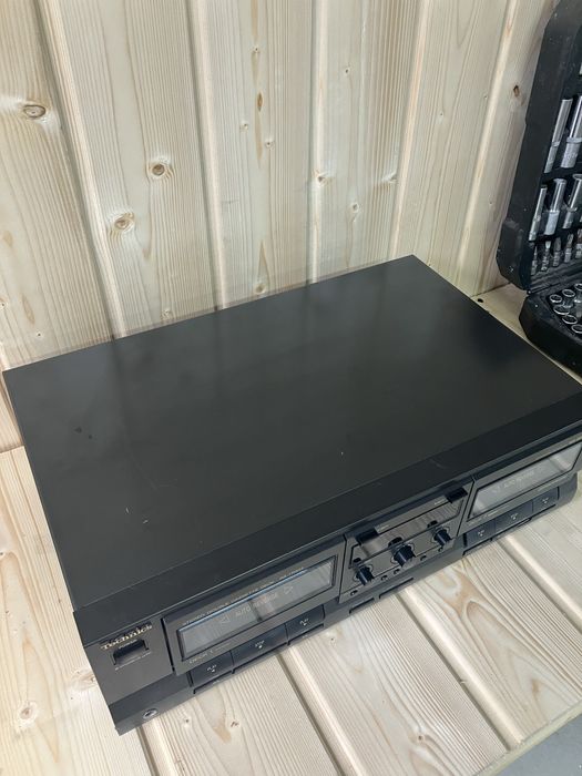 Magnetofon Technics RS-TR333, działa, świetna baza do odnowy