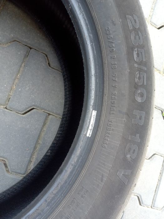 Opony Continental 235/50r18