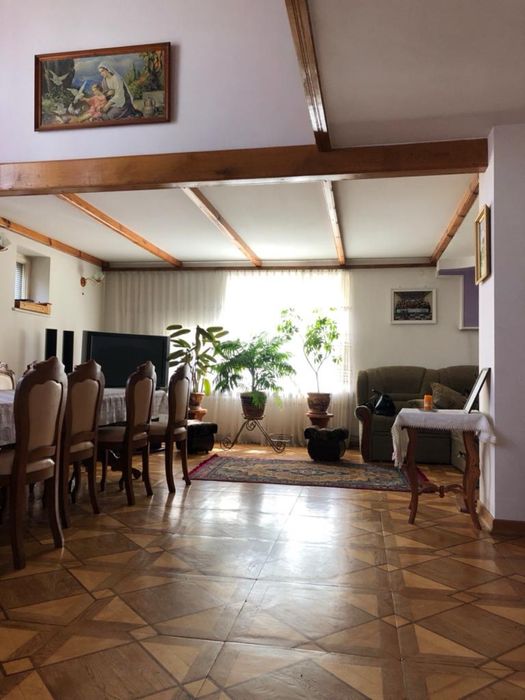 Будинок особняк с.Заводське Буський р-н 60км від Львова