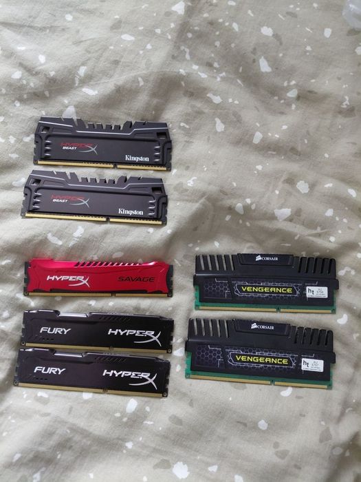 Pamięć RAM HyperX DDR3 4GB dużo kości