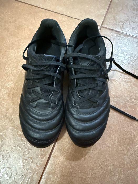 Оригінальні шкіряні копочки adidas