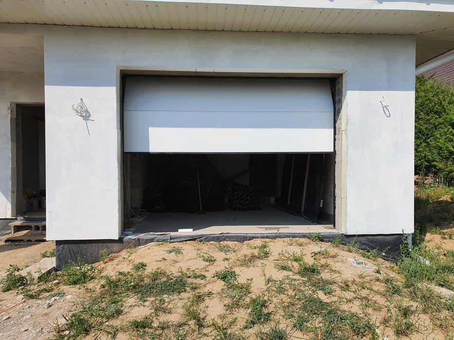 Brama garażowa Biała 3000x2500