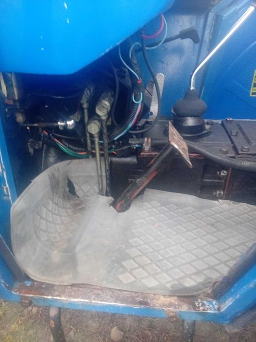 Трактор Донфен 404