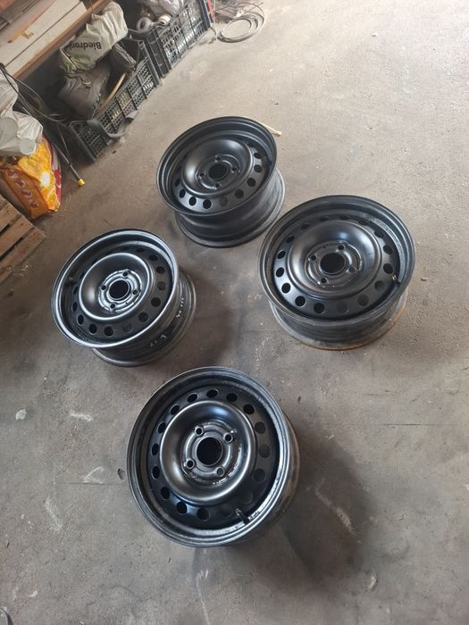 Felgi stalowe 15 cali 4x114 Nissan