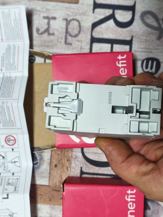 .Disjuntor diferencial residual (DDR) Tongou TORE1-63.

- Corrente nom