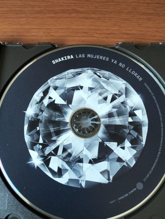 CD Shakira - Las Mujeres Ya No Lloran'