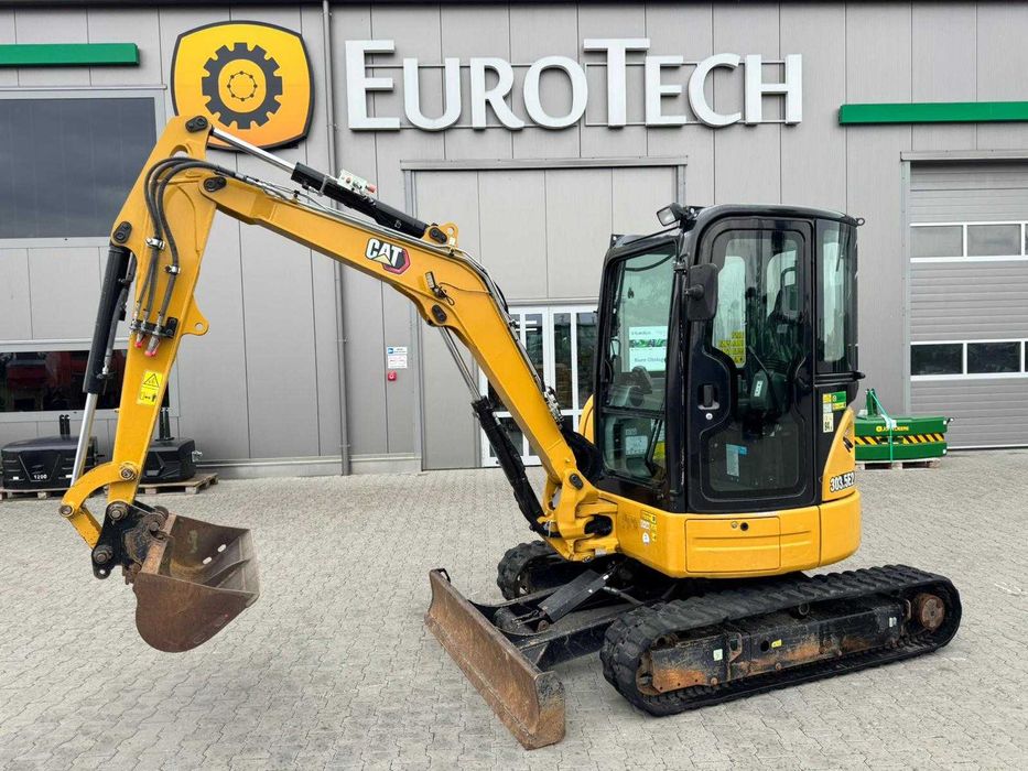 Minikoparka Caterpillar CAT 303.5 E CR 2021r. Stan BDB 4 Łyżki