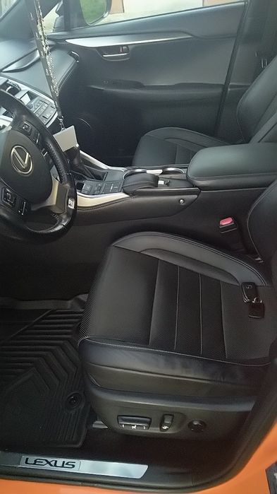 Lexus nx 2017 rok