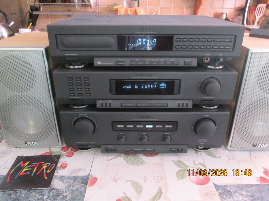 PHILIPS 900 series