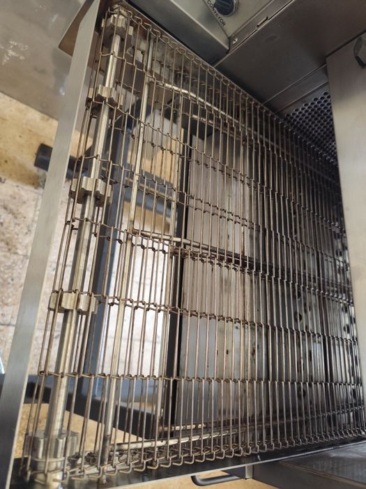 Forno esteira a gás