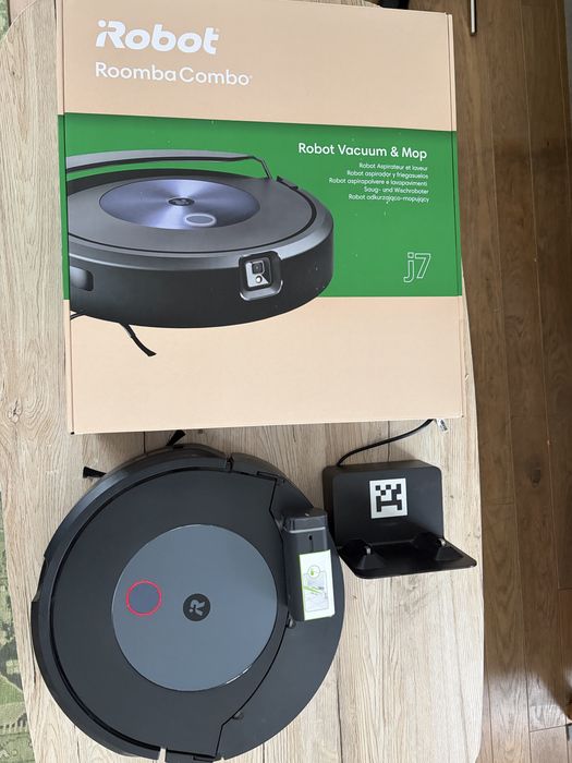 iRobot Roomba j7