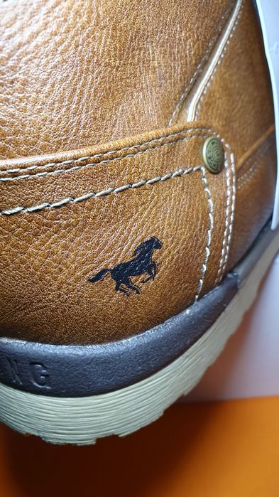 Buty nowe męskie ocieplane na zimę Mustang rozmiar 44