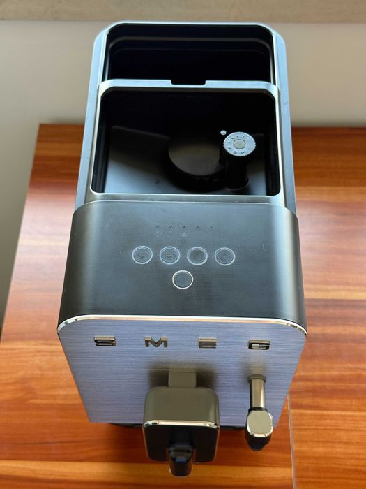 Máquina café Smeg BCC12