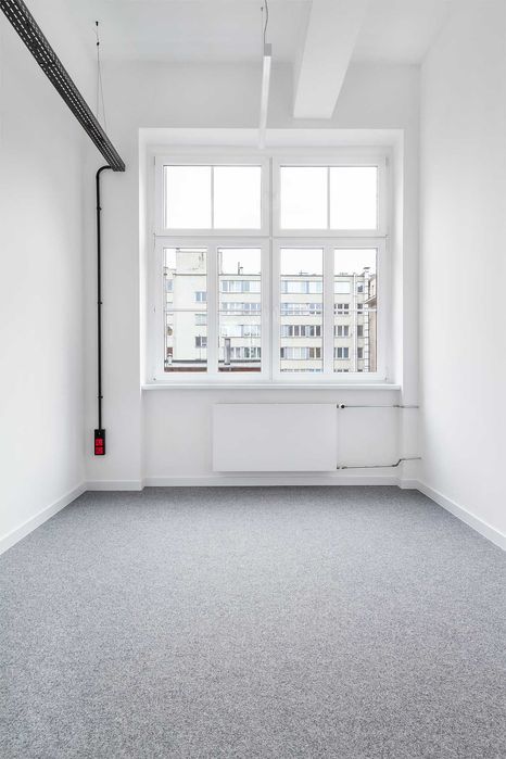 Wynajmę biuro 13,61m2