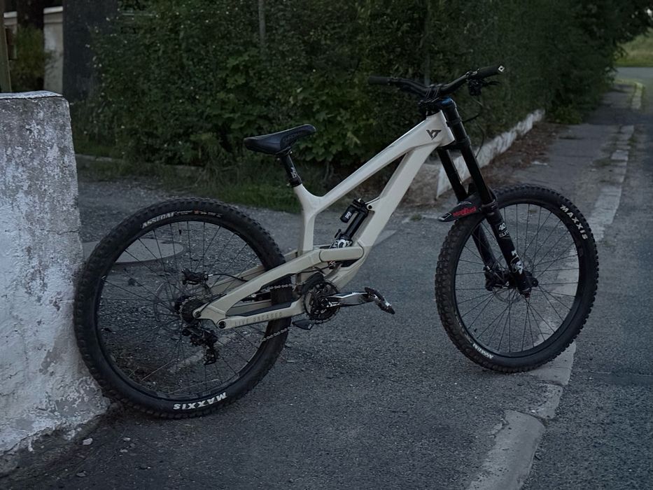 Yt tues 2020 core 2