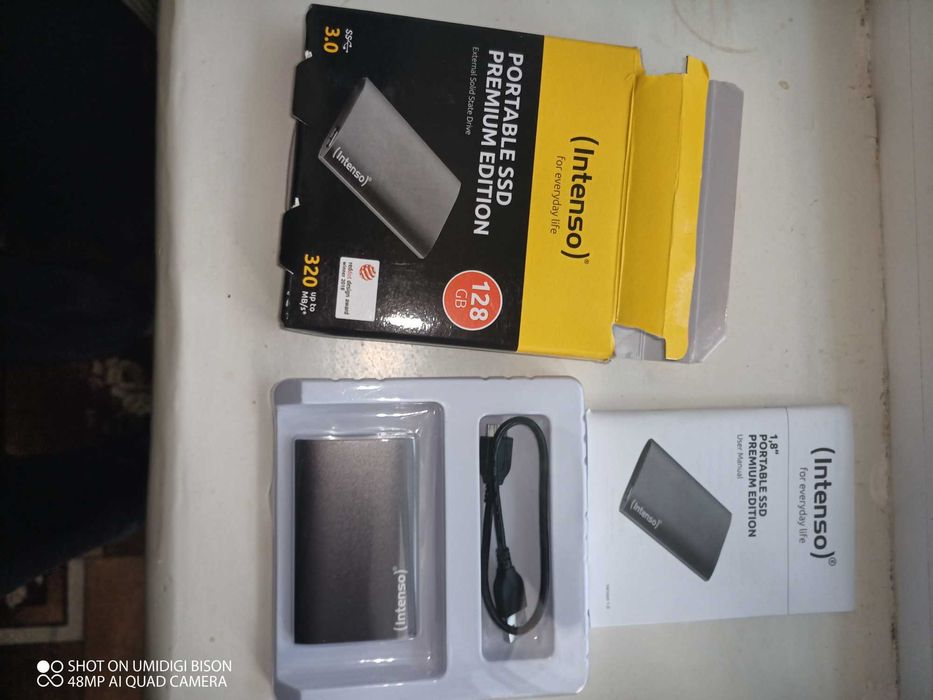 Внешний SSD ,  128 ГБ , USB 3.0/2.0 , 320 B/s , новый