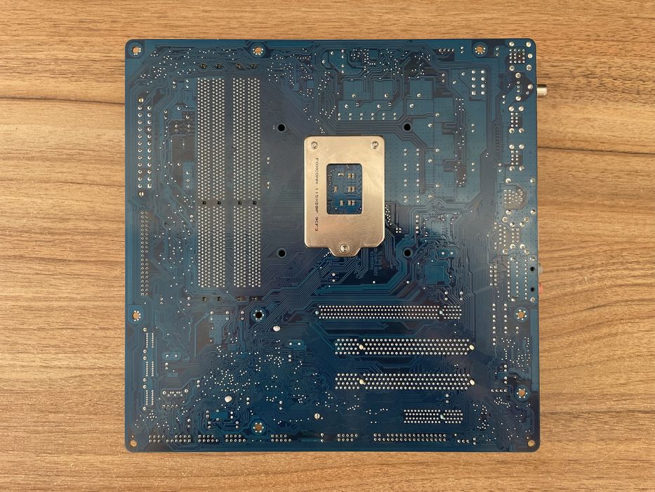 GIGABYTE GA-P55M-UD2 (LGA 1156) / XEON X3450