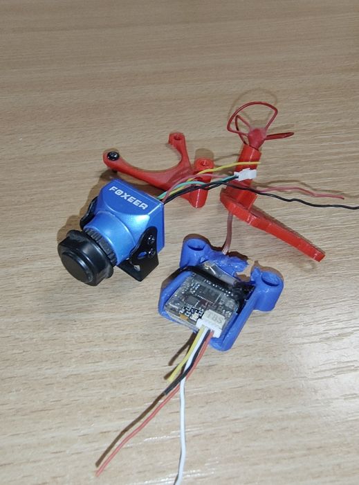 Zestaw FPV video analogowy  .Kamera Foxeer i nadajnik video TBS.