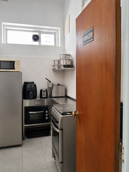 Trespasse de Café/Snack-Bar Equipado | 87,5 m² | 36 Lugares