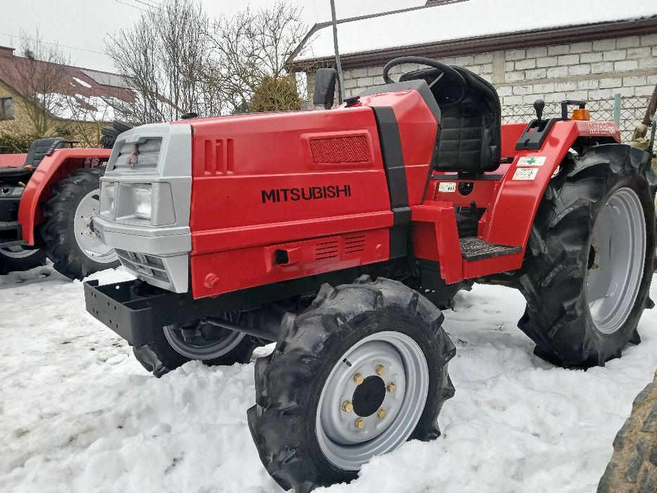 Japoński traktor mitsubishi 4x4 4cylindrowy