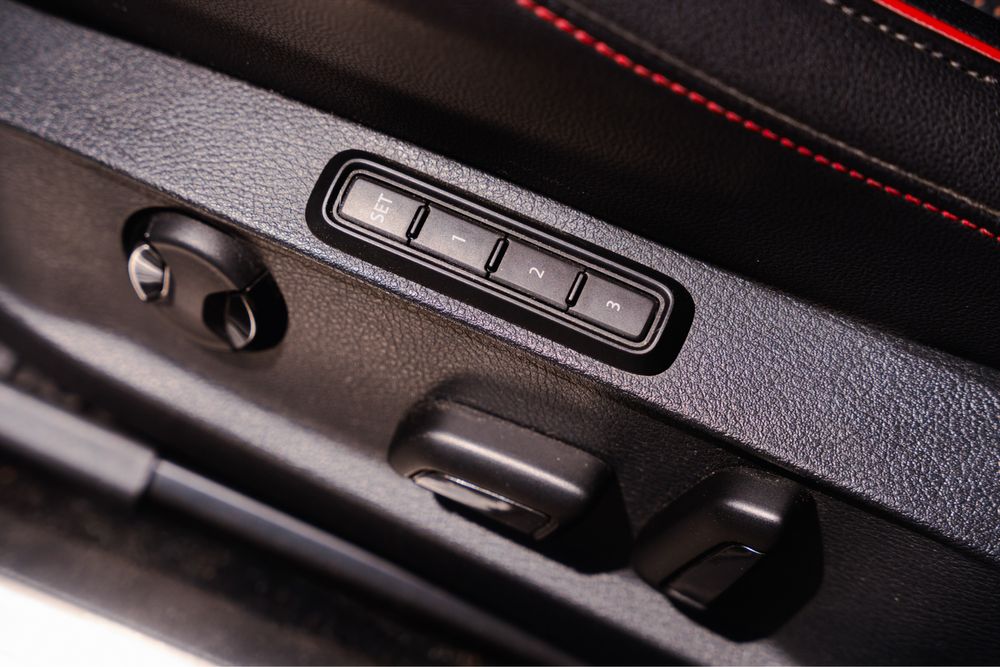 Golf GTI TCR 300cv