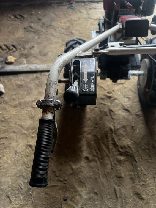 Продам Мотоблок Iseki 1990