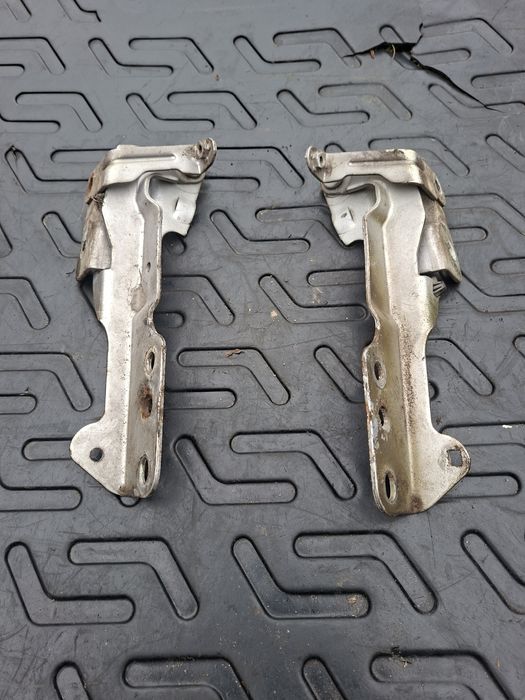 Петли капота для Киа Соренто 1