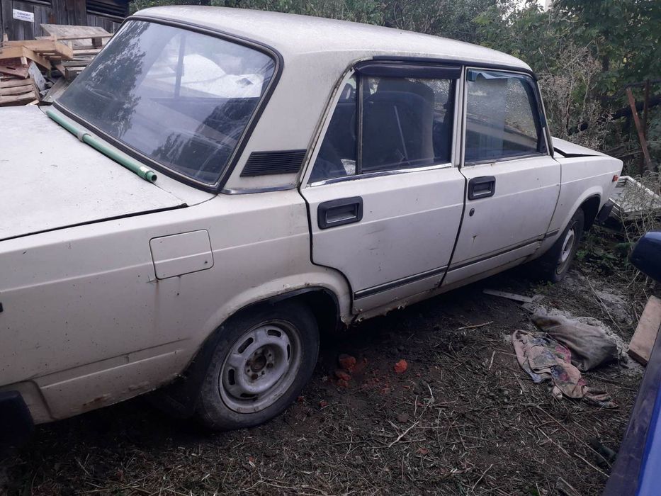 Продам ваз 2105 не на ходу