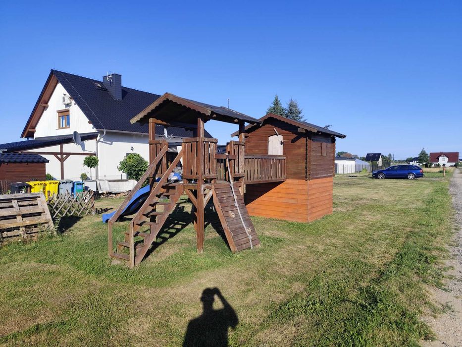 Plac zabaw, domek dla dzieci na ogród