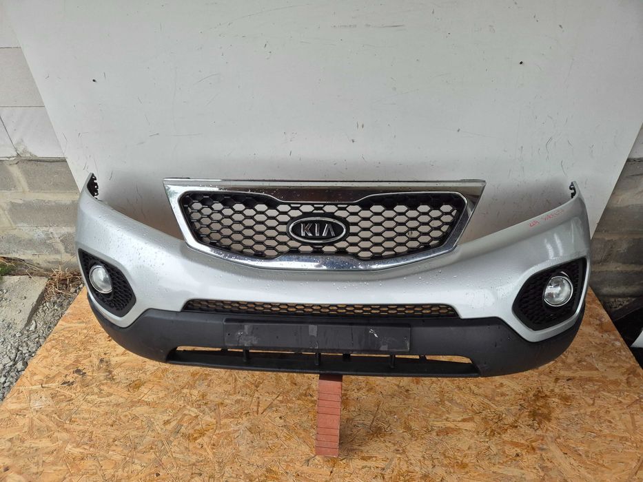 Kia Sorento II zderzak przedni przód.