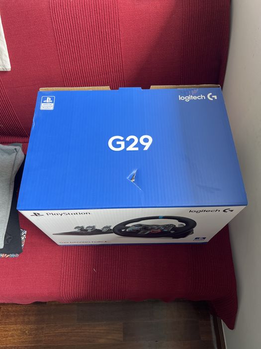 Logitech G29 volante e pedais
