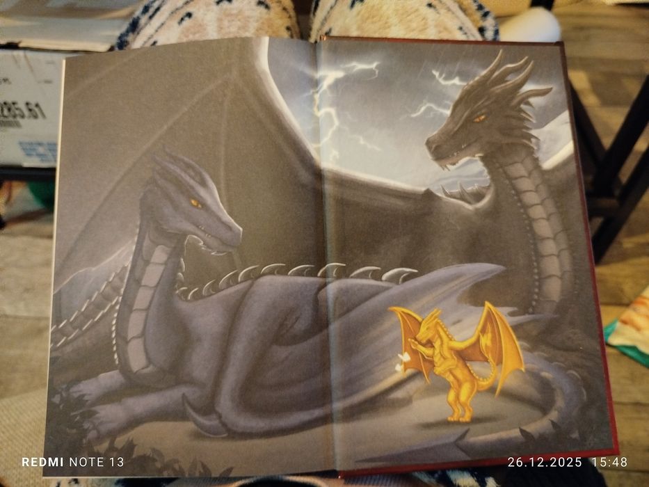 Książka pt Fourth Wing Czwarte Skrzydło