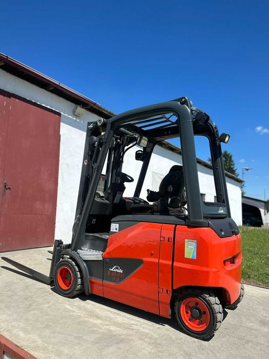 Штабелер електричний Навантажувач  1414 Навантажувач LINDE E18PH-02 1.8t 4.56m