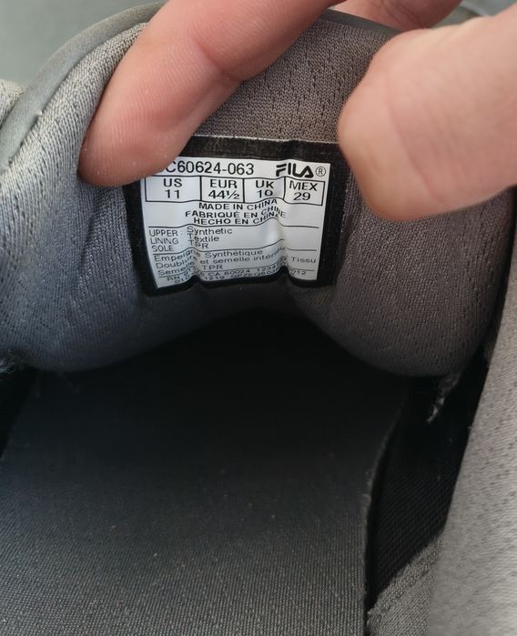 Ténis marca Fila