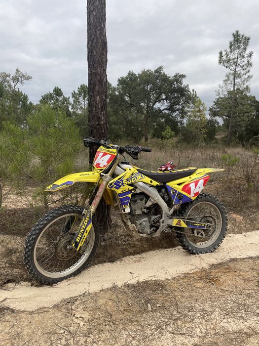 Rmz 450 de injecao 2011