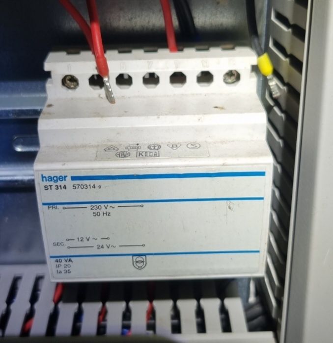 Transformator bezpieczeństwa 230/12-24V AC 40VA ST314